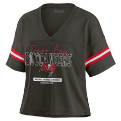WEAR by Erin Andrews Women's Color Block Boxy Modest Crop V-Neck T-Shirt - Tampa Bay Buccaneers T-shirts