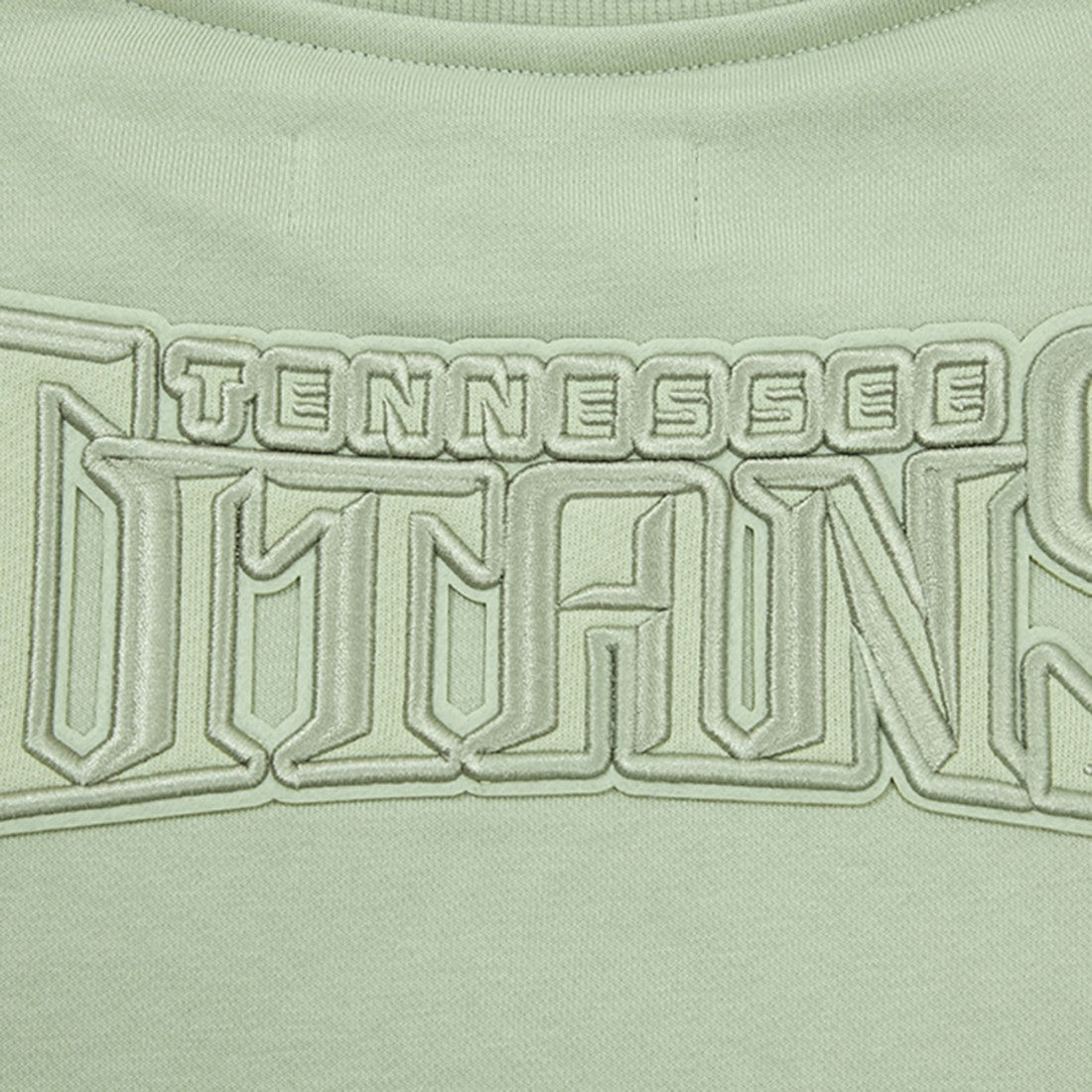 Pro Standard Women's Oversized Cropped Neutral Pullover Sweatshirt - Tennessee Titans Pullover