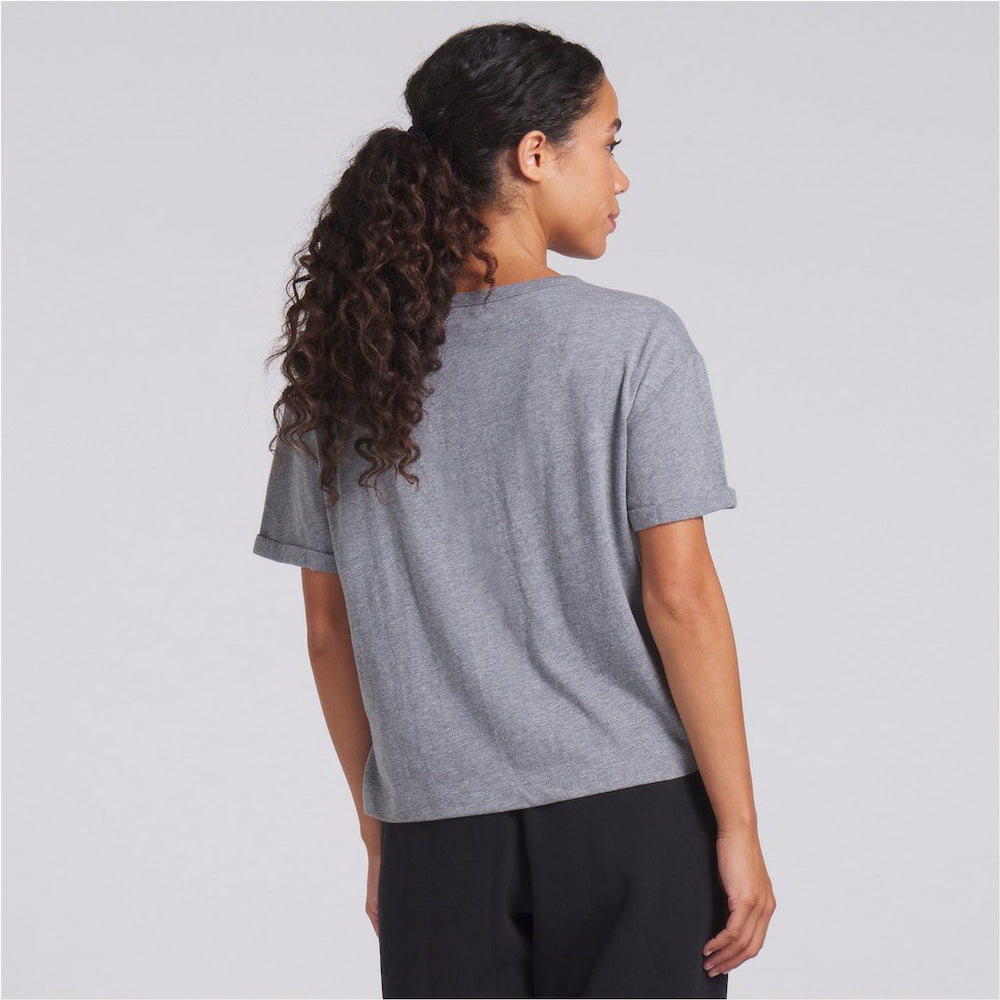 Women's Swing Pass Tri-Blend Boxy T-Shirt - Pittsburgh Steelers T-shirts