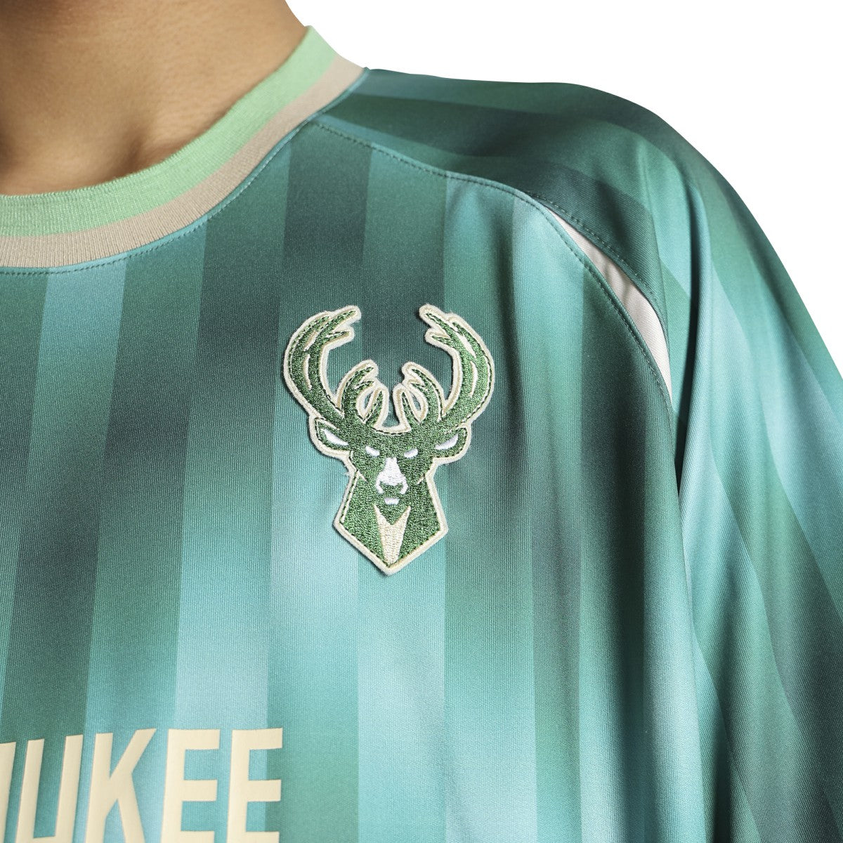 Milwaukee Bucks Authmade x NBA Soccer Kit Fashion Jersey