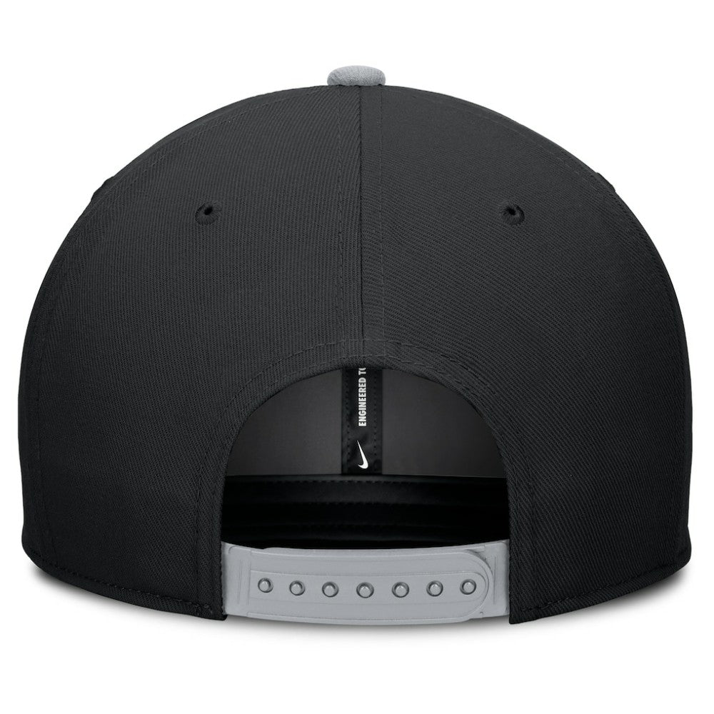Black/Gray Chicago White Sox Nike Pro Performance Snapback Hat