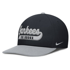 Navy/Gray New York Yankees Nike Pro Performance Snapback Hat
