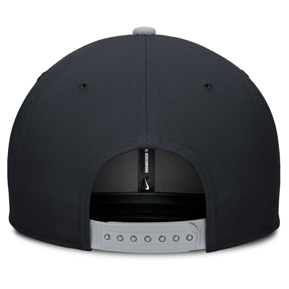 Navy/Gray New York Yankees Nike Pro Performance Snapback Hat