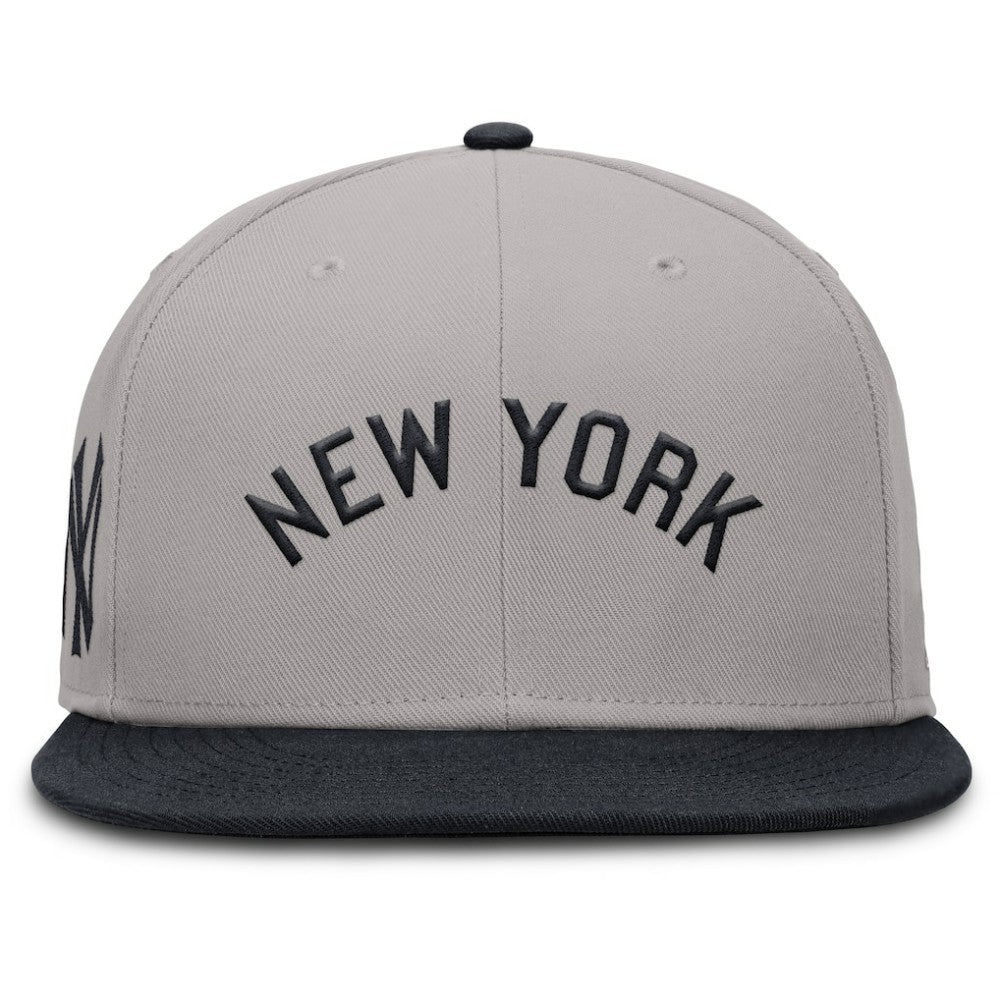 Gray New York Yankees Nike Cooperstown Two-Tone Dri-FIT Round Bill True Fitted Hat