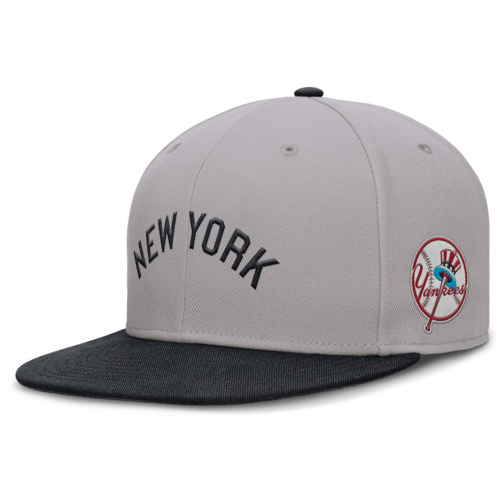Gray New York Yankees Nike Cooperstown Two-Tone Dri-FIT Round Bill True Fitted Hat