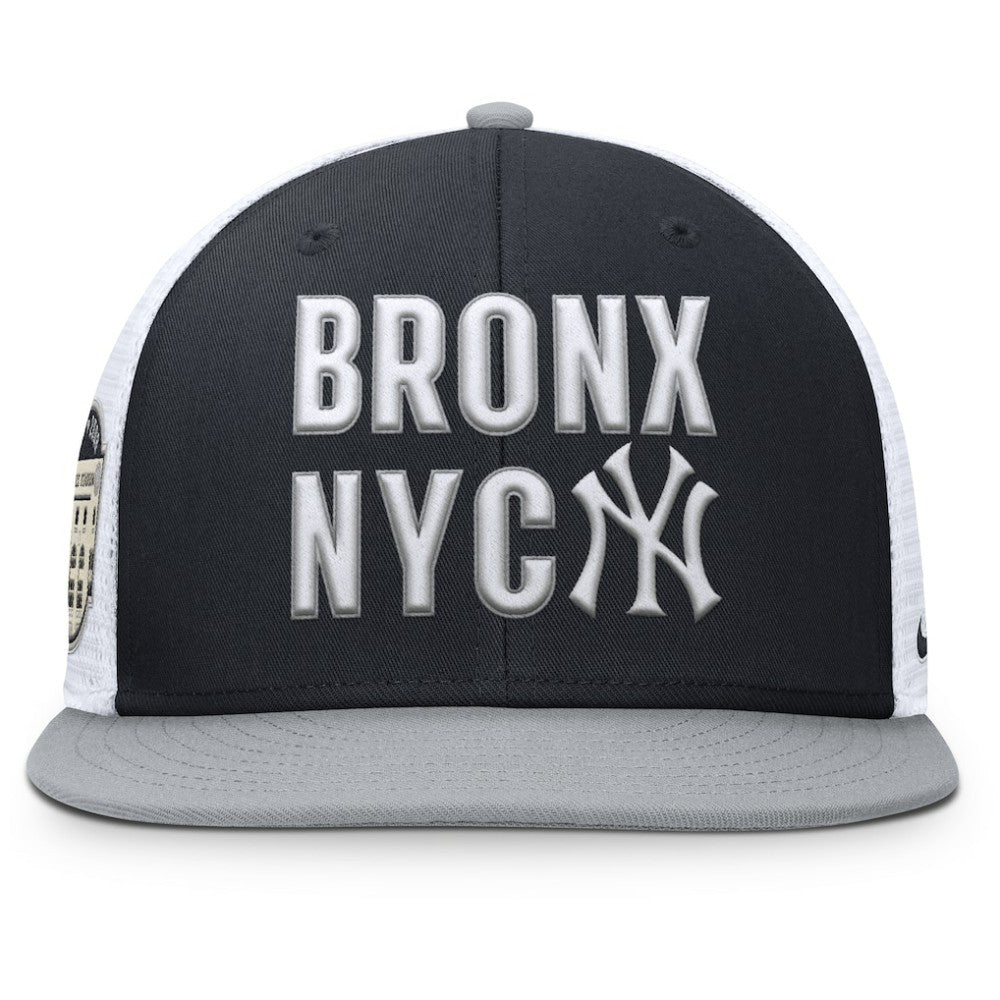 Navy New York Yankees Nike Pro Trucker Snapback Hat