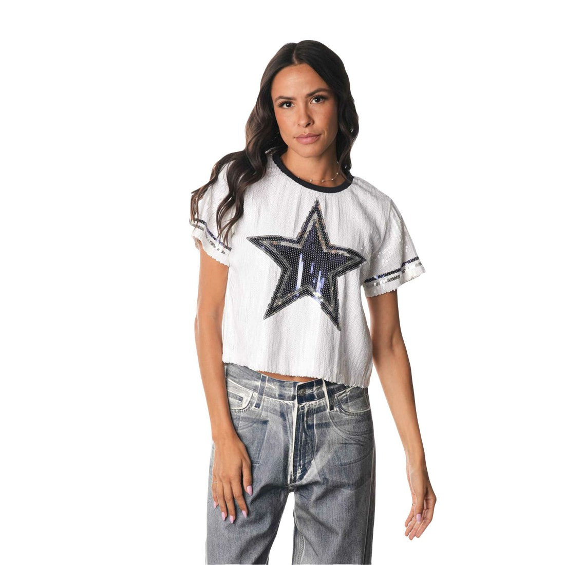 The Wild Collective Women's Sequin Cropped T-Shirt - Dallas Cowboys T-shirts