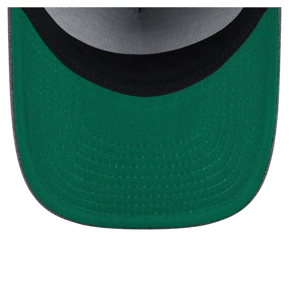 New Era Philadelphia 76ers Throwback Washed Pre-Curved 9FIFTY Snapback Hat