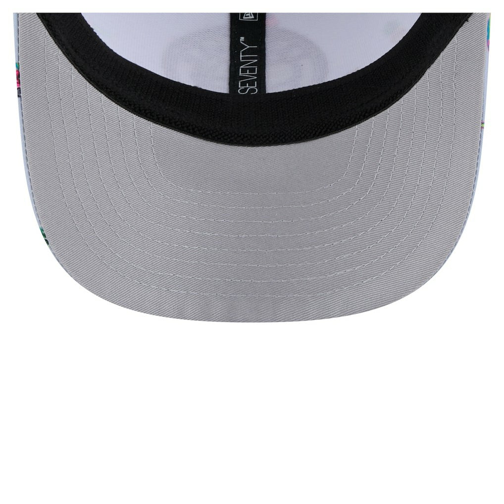 New Era Brooklyn Nets Adventure Aloha Pattern 9SEVENTY Stretch-Snap Hat