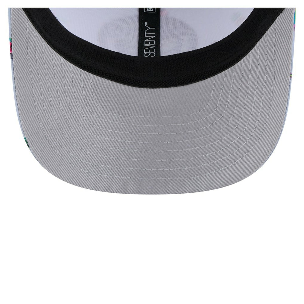 New Era Brooklyn Nets Adventure Aloha Pattern 9SEVENTY Stretch-Snap Hat