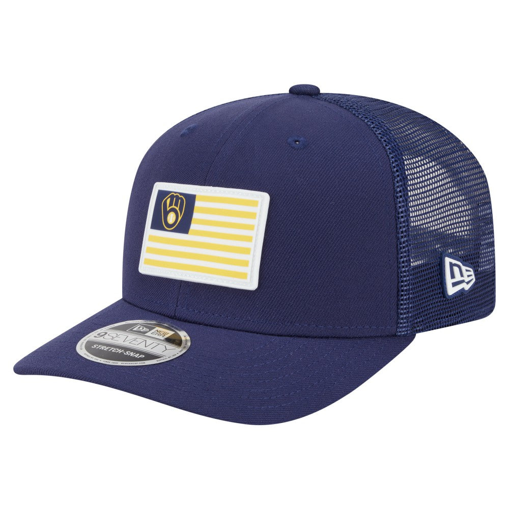Navy Milwaukee Brewers New Era Flag 9SEVENTY Stretch-Snap Hat
