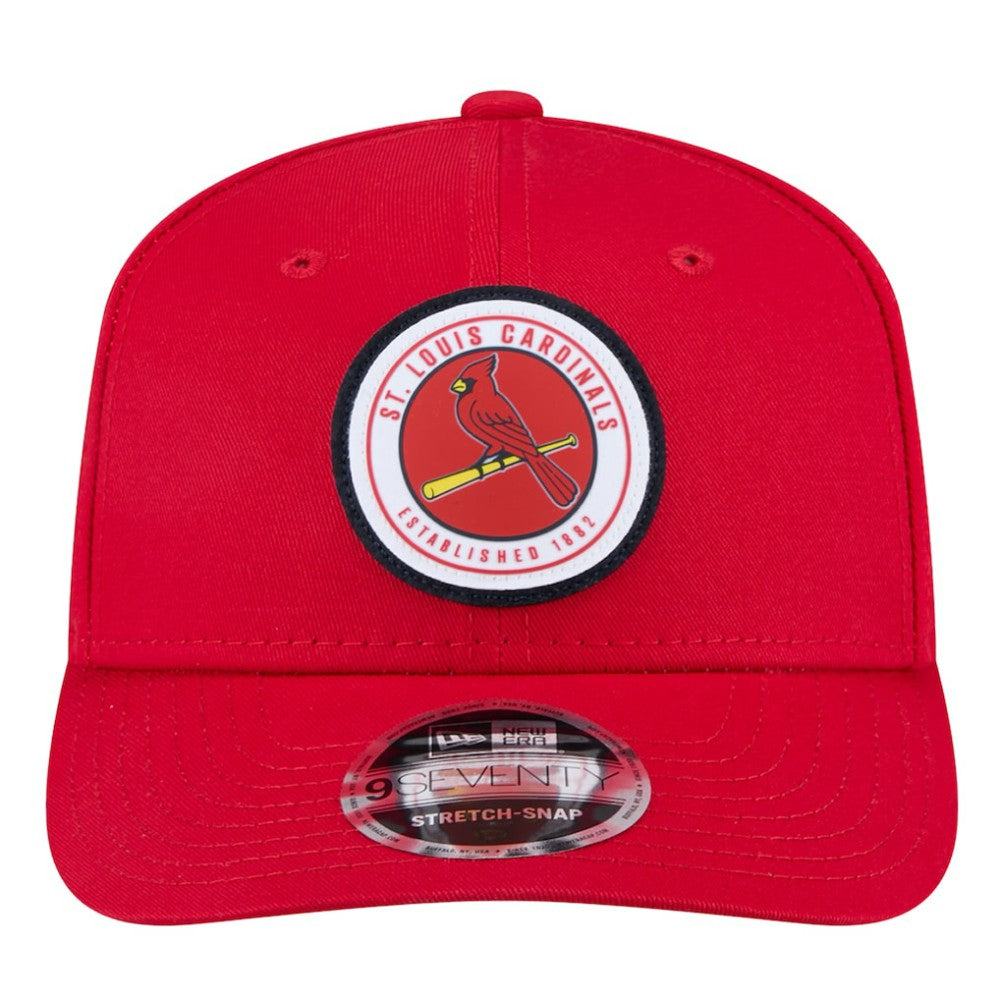 Red St. Louis Cardinals New Era Circle Patch 9SEVENTY Stretch-Snap Hat