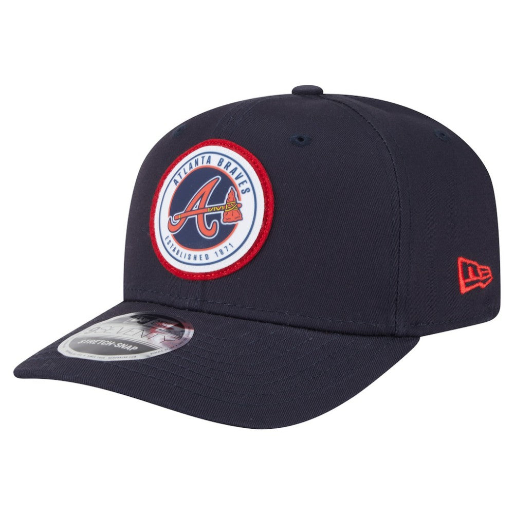 Navy Atlanta Braves New Era Circle Patch 9SEVENTY Stretch-Snap Hat