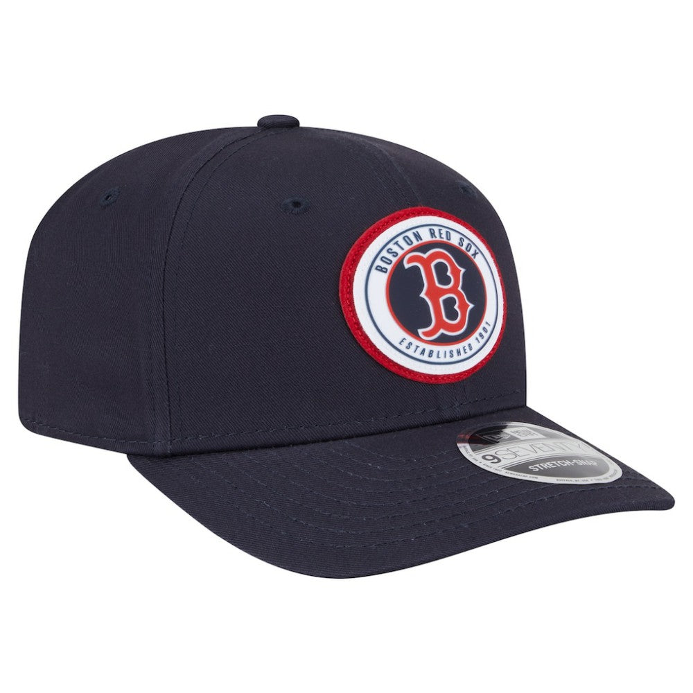 Navy Boston Red Sox New Era Circle Patch 9SEVENTY Stretch-Snap Hat