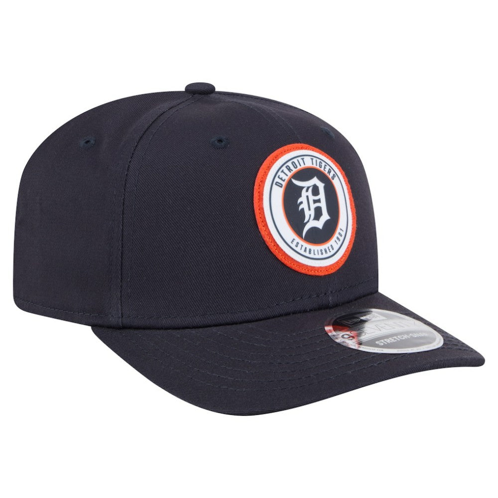 Navy Detroit Tigers New Era Circle Patch 9SEVENTY Stretch-Snap Hat