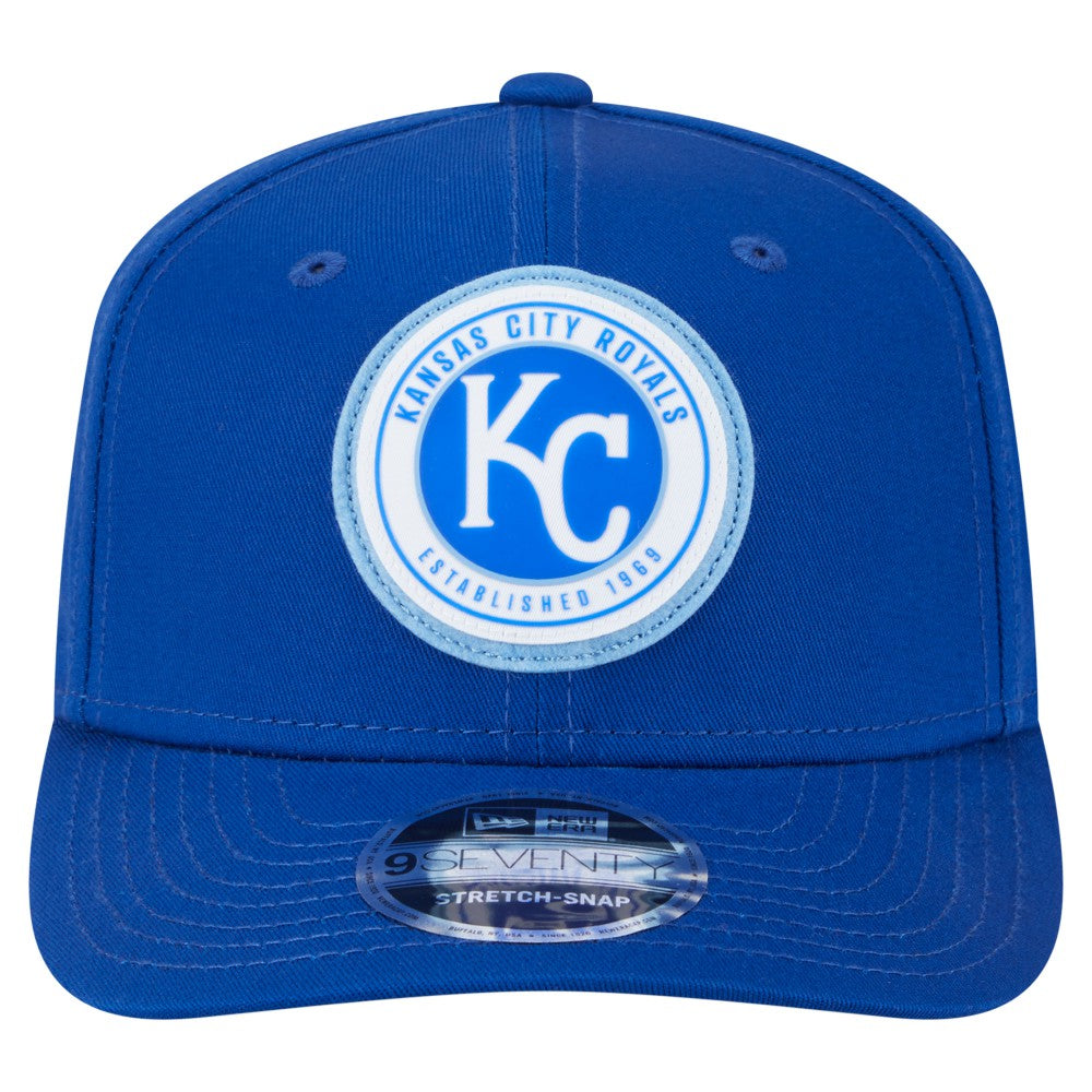 Royal Kansas City Royals New Era Circle Patch 9SEVENTY Stretch-Snap Hat