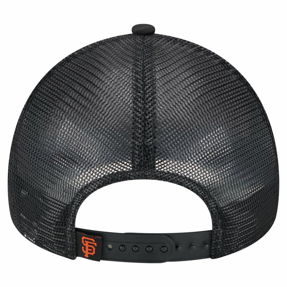 Black San Francisco Giants New Era Distressed 9FORTY A-Frame Adjustable Trucker Hat