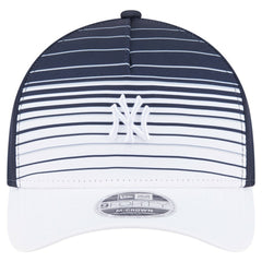 Navy New York Yankees New Era Gradient 9FORTY M-Crown Adjustable Hat