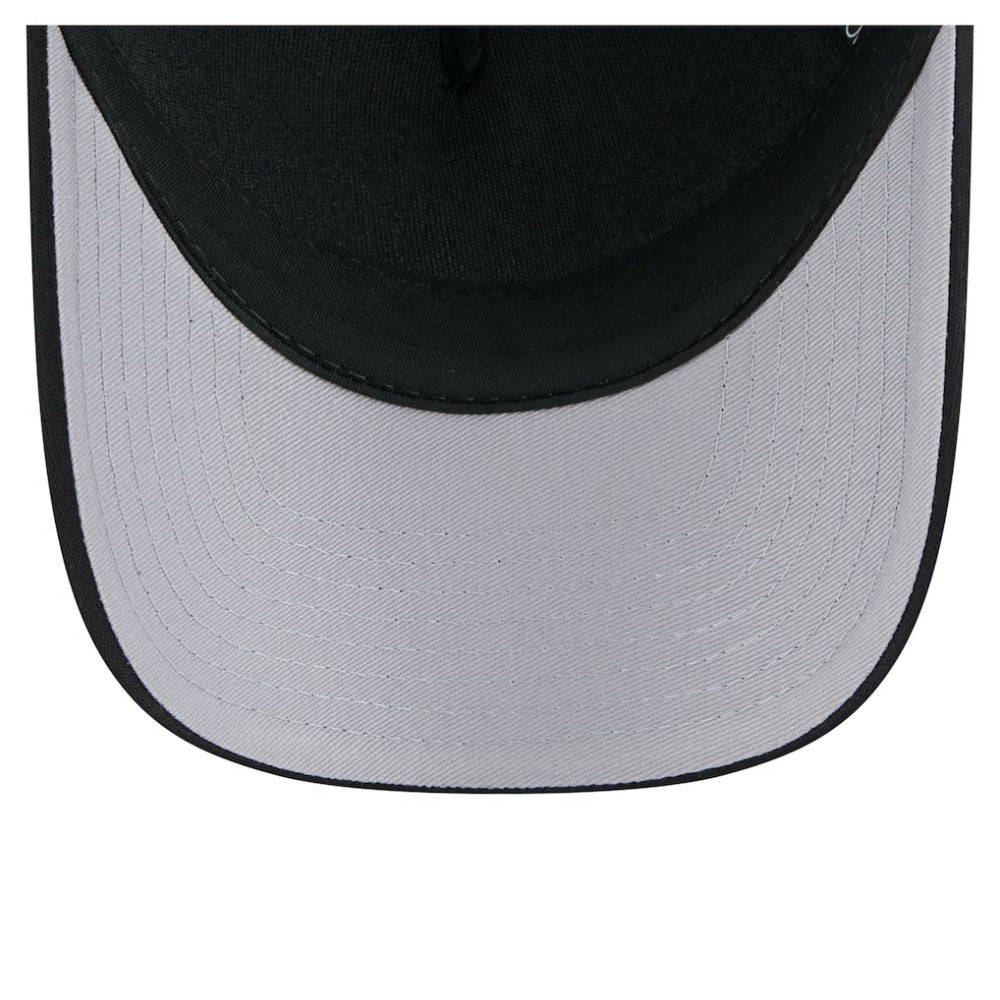 Black New York Yankees New Era Gradient 9FORTY A-Frame M-Crown Trucker Adjustable Hat