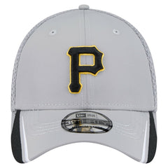Gray Pittsburgh Pirates New Era Linear 39THIRTY Flex Hat