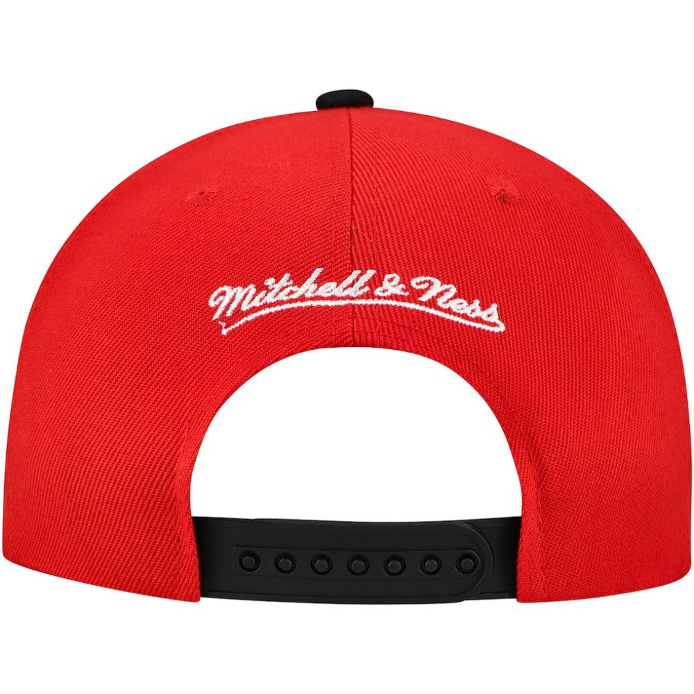 NHL Chicago Blackhawks Mitchell & Ness Underarch Two-Tone Pro Crown Snapback Hat