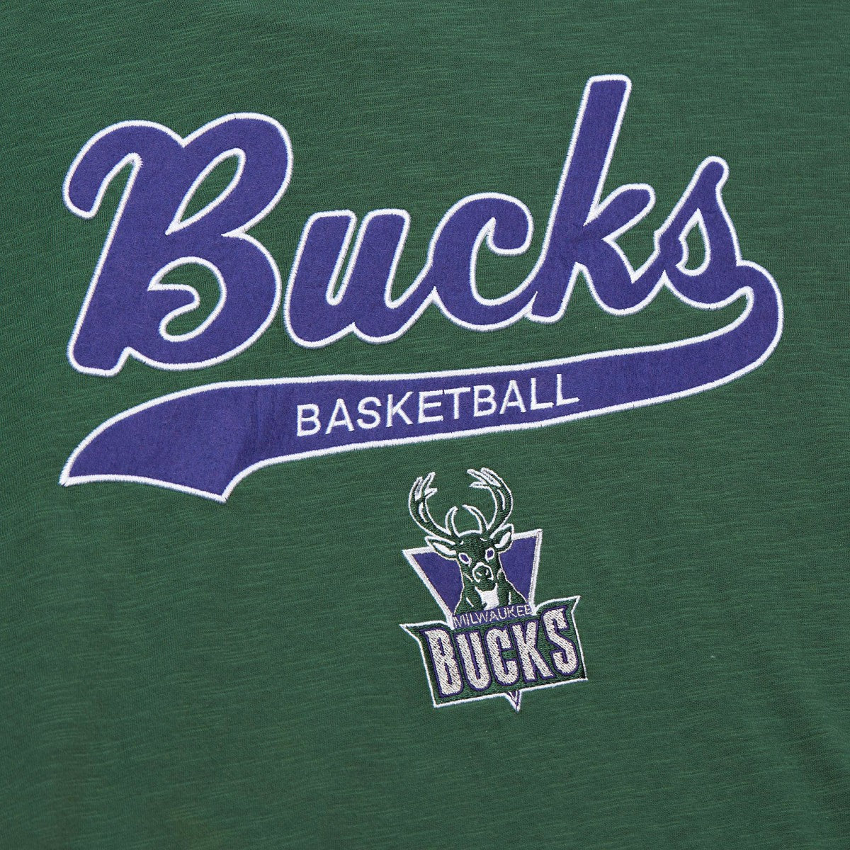 Mitchell & Ness Milwaukee Bucks Hardwood Classics Felt Applique Slub T-Shirt