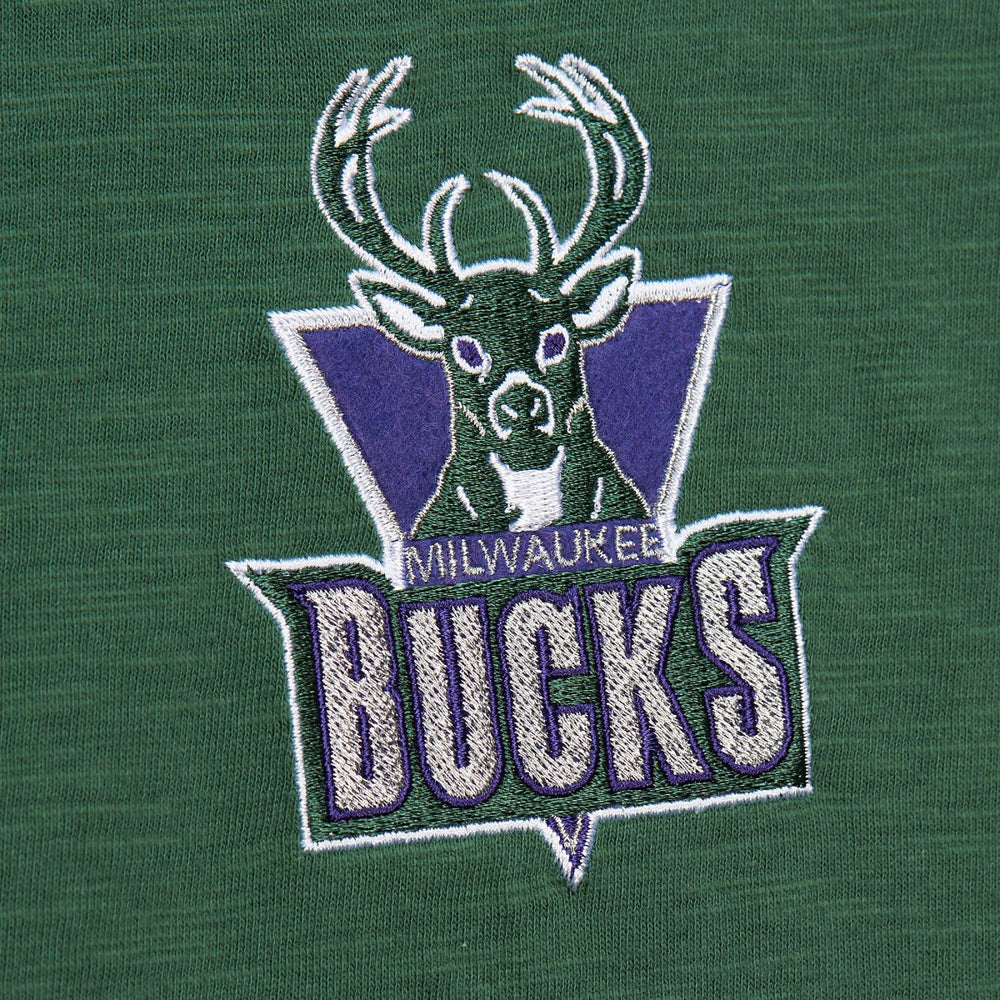 Mitchell & Ness Milwaukee Bucks Hardwood Classics Felt Applique Slub T-Shirt