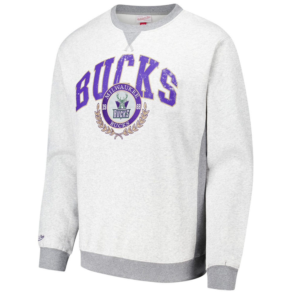 Mitchell & Ness Milwaukee Bucks Vintage Logo Pullover Sweatshirt