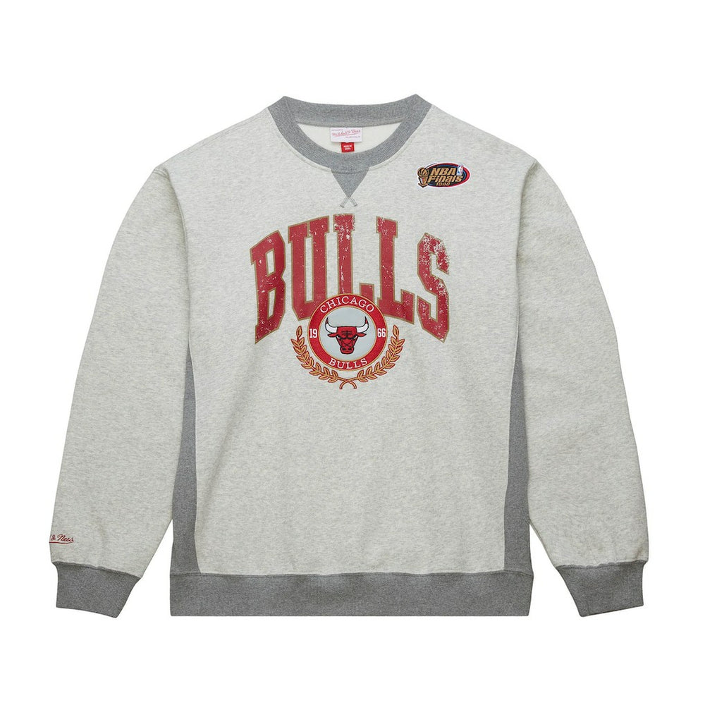 Mitchell & Ness Chicago Bulls Vintage Logo Pullover Sweatshirt