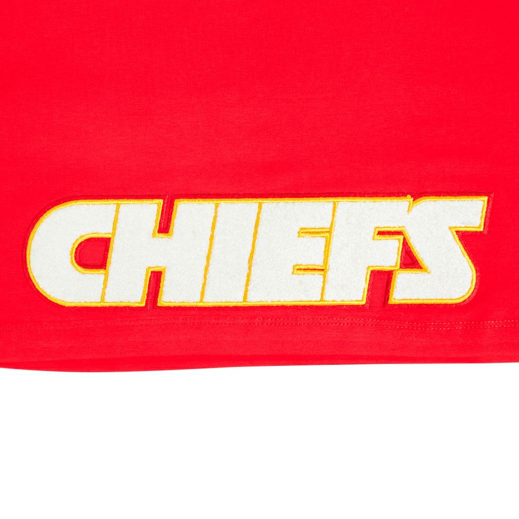 Travis Kelce  Pro Standard Women's Player Name & Number Cropped Boxy T-Shirt - Kansas City Chiefs T-shirts