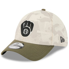 Light Beige/Olive Milwaukee Brewers New Era 2025 Armed Forces Day 39THIRTY Flex Hat