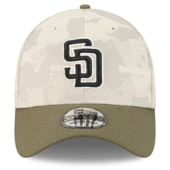 Light Beige/Olive San Diego Padres New Era 2025 Armed Forces Day 39THIRTY Flex Hat