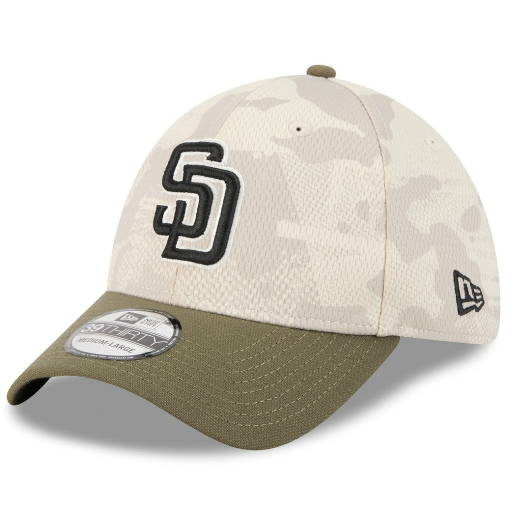 Light Beige/Olive San Diego Padres New Era 2025 Armed Forces Day 39THIRTY Flex Hat