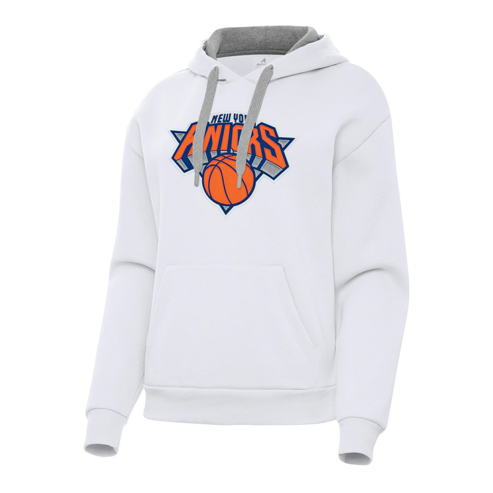 New York Knicks Antigua Women's Victory Pullover Hoodie