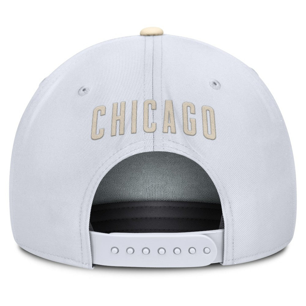 White/Cream Chicago Cubs Nike Pro Performance Snapback Hat