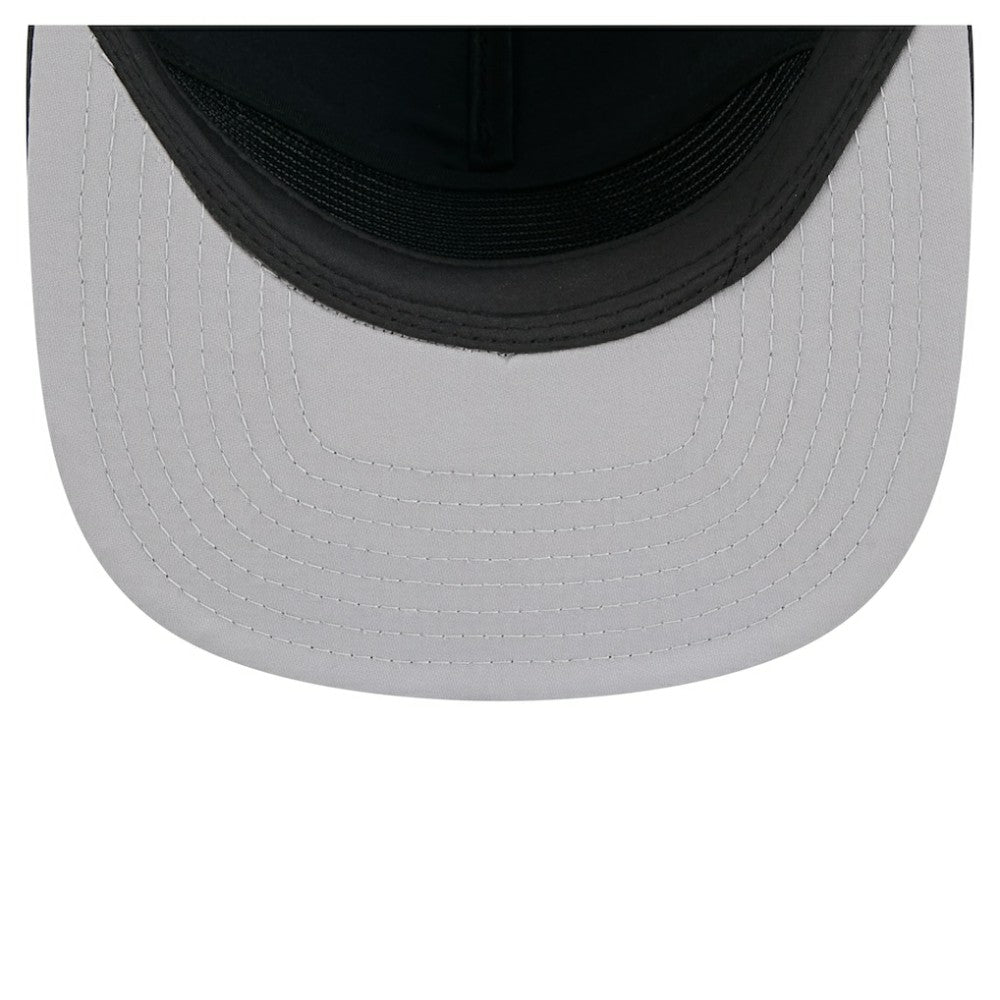 Black Pittsburgh Pirates New Era Gummy Golfer Trucker Snapback Hat