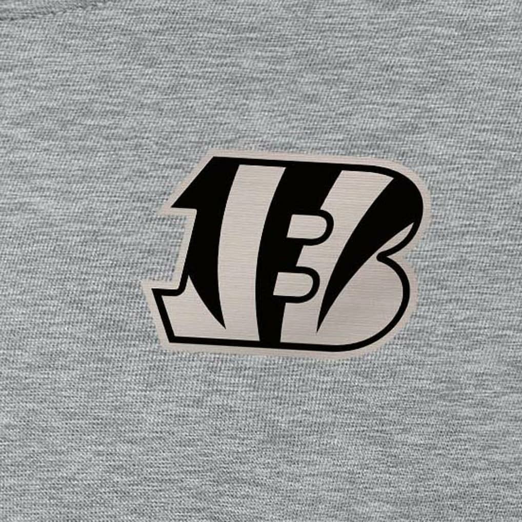 Antigua Women's Victory Pullover Sweatshirt - Cincinnati Bengals Pullover