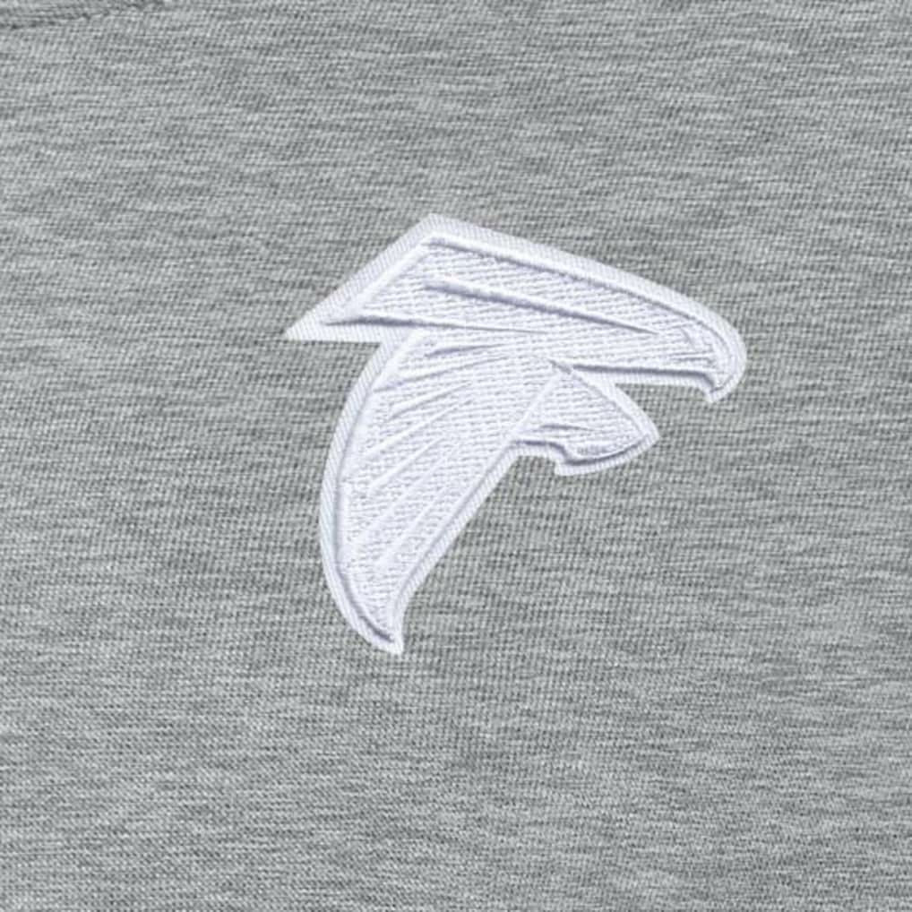 Antigua Women's Victory Crew Pullover Sweatshirt - Atlanta Falcons Pullover