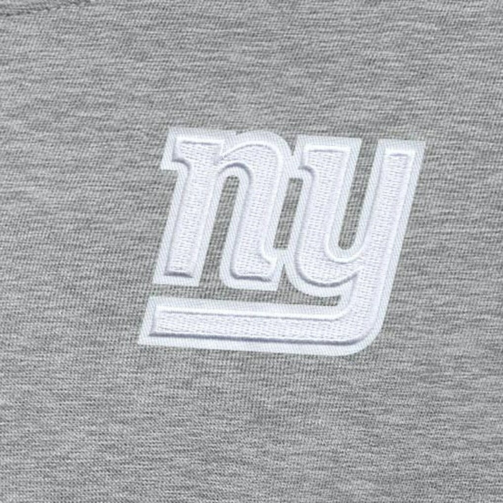 Antigua Women's Victory Crew Pullover Sweatshirt - New York Giants Pullover