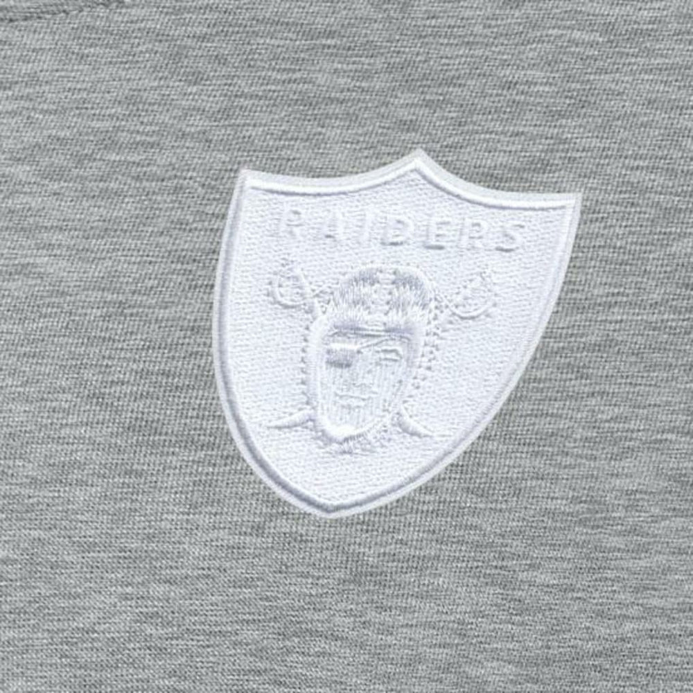 Antigua Women's Victory Crew Pullover Sweatshirt - Las Vegas Raiders Pullover