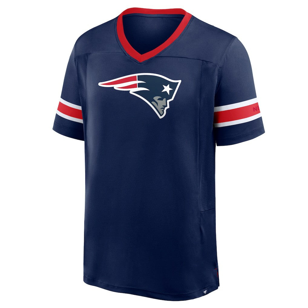 Hometown Premium Hashmark V-Neck T-Shirt - New England Patriots T-shirts