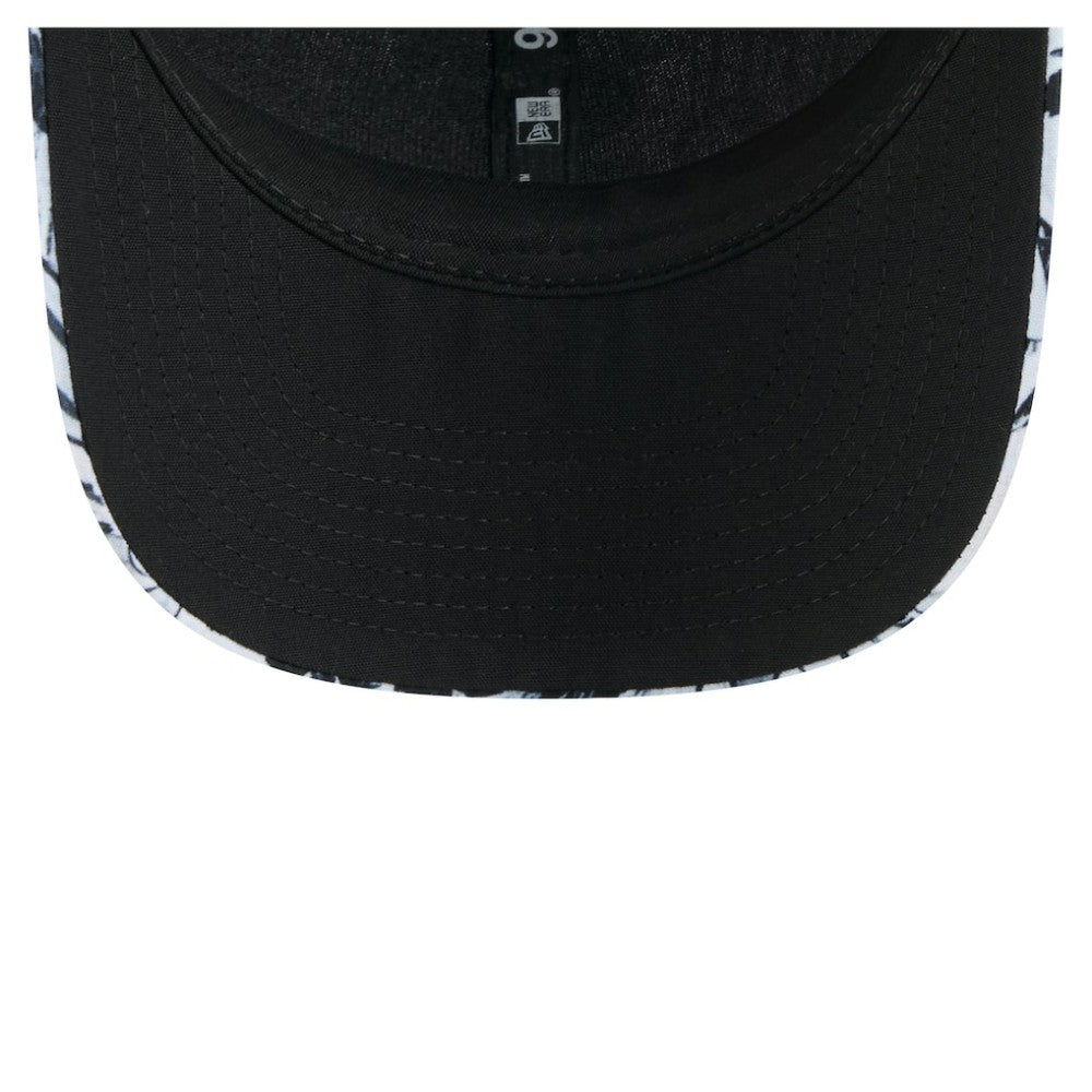 Black Chicago White Sox New Era Hula Trucker 9SEVENTY Adjustable Hat