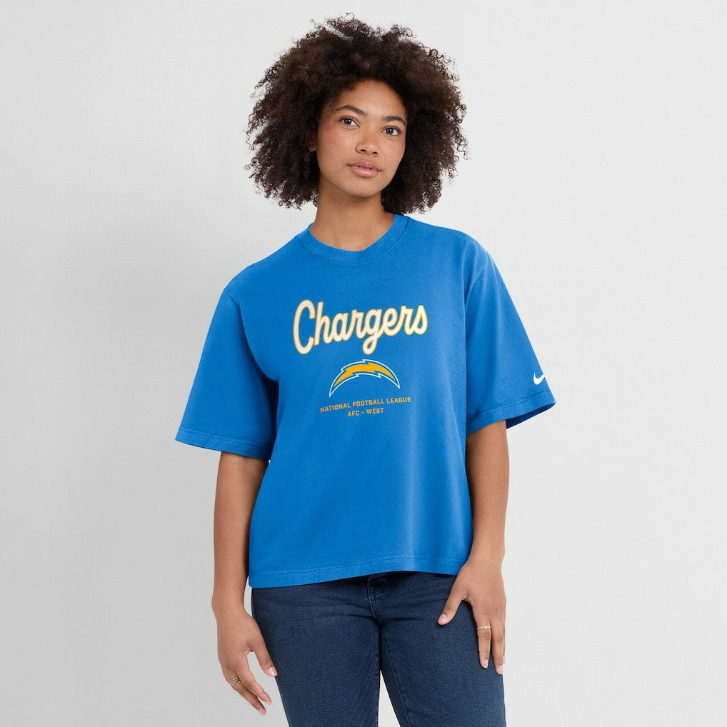 Women's Essential Script Relaxed Boxy T-Shirt - Los Angeles Chargers T-shirts