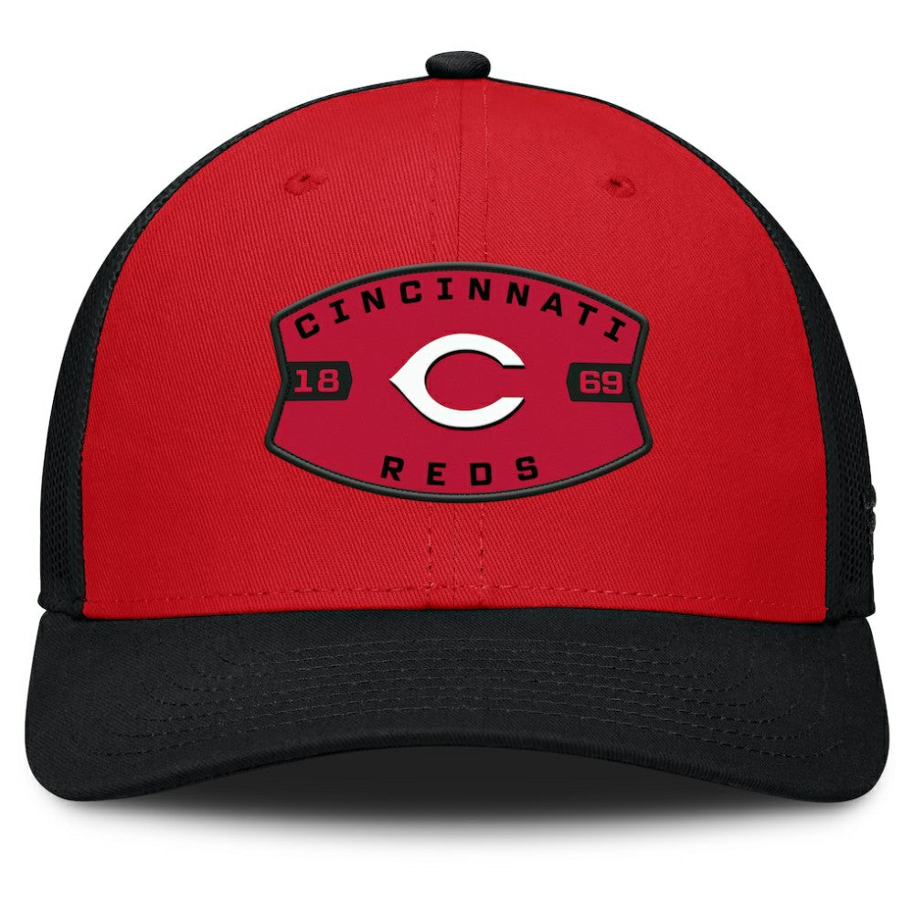 Red/Black Cincinnati Reds Fanatics Cutoff Adjustable Trucker Hat