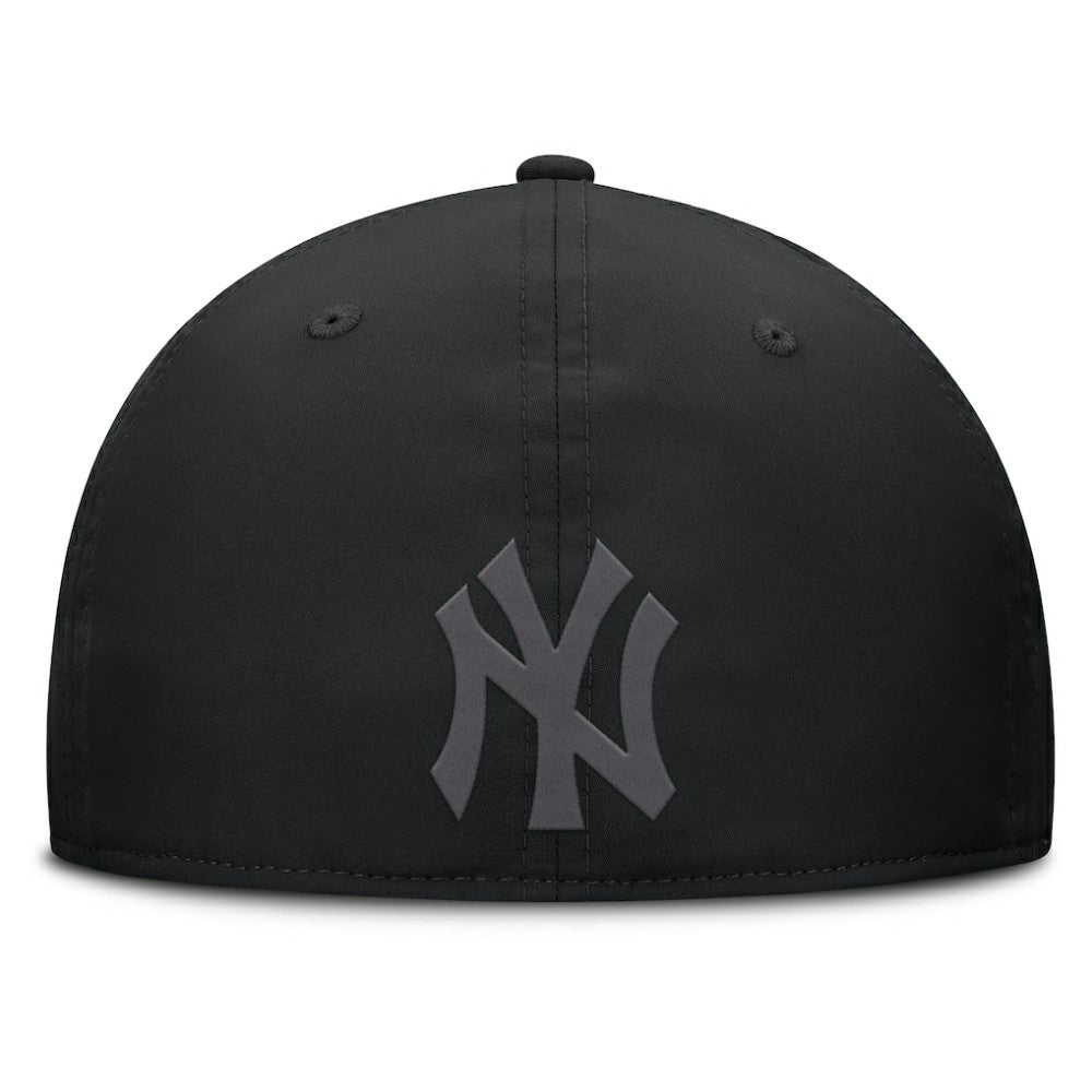 Black New York Yankees Fanatics Overpower Flex Hat