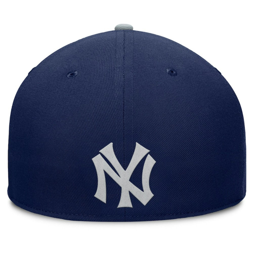 Navy/Gray New York Yankees Fanatics Yard Fitted Hat