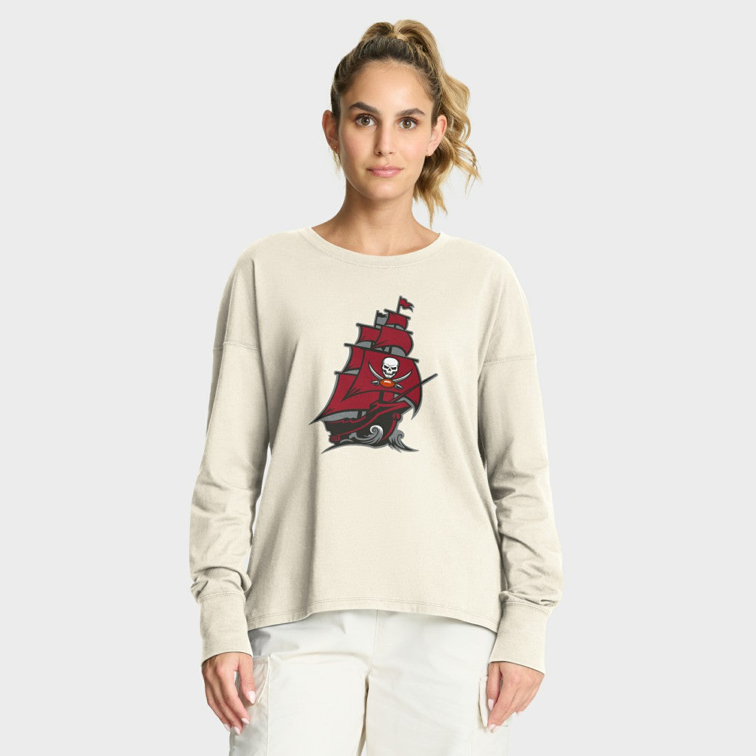 Women's Dove Legacy Long Sleeve T-Shirt - Tampa Bay Buccaneers T-shirts