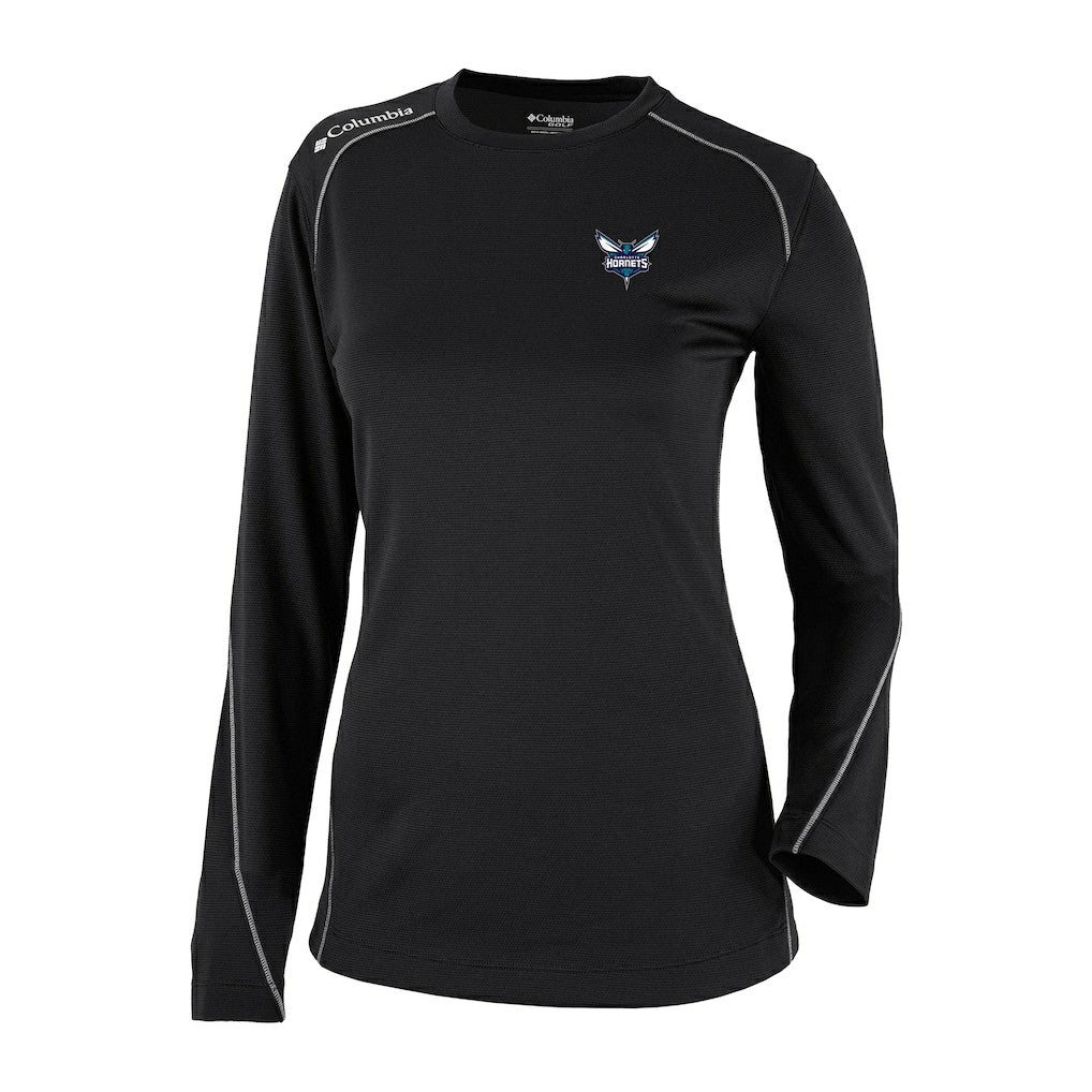 Columbia Charlotte Hornets Women's Omni-Wick Shotgun Pullover Top