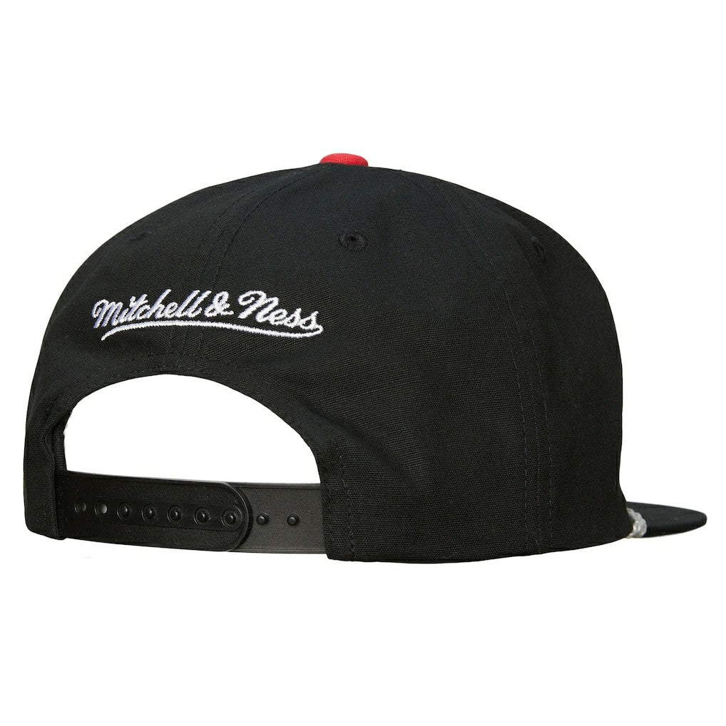 Mitchell & Ness Chicago Bulls Ascend Deadstock Snapback Hat