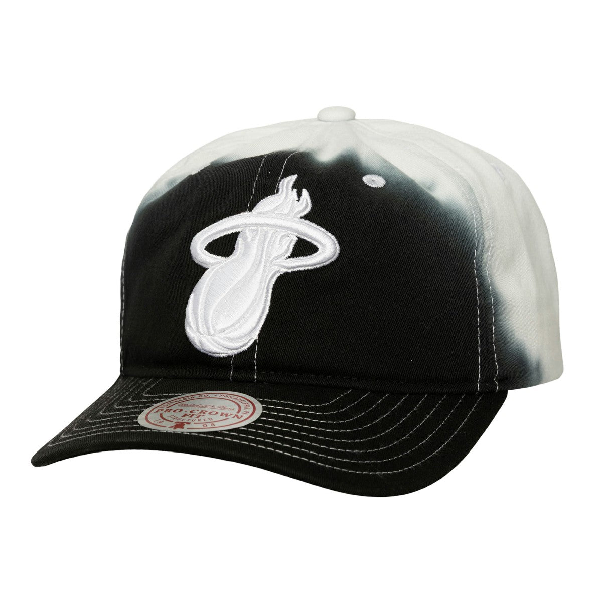 Mitchell & Ness Miami Heat Dip Dye Pro Crown Adjustable Hat